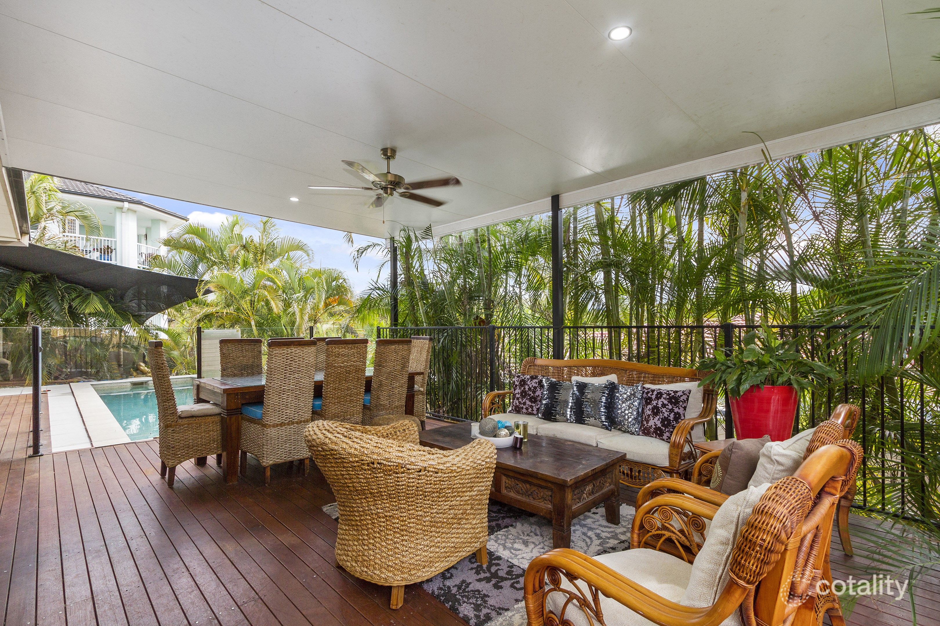 41 Maltravers Dr, Arundel, QLD 4214