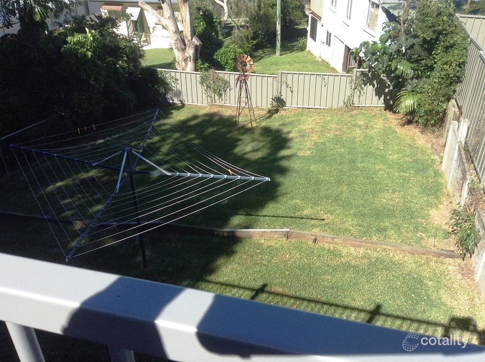 7 Ernest St, Manly, QLD 4179