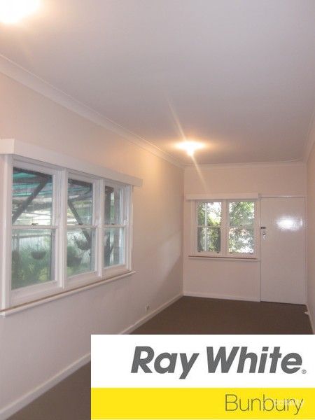 14 Carpenter Tce, Australind, WA 6233