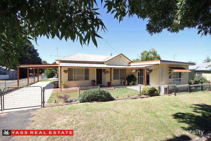 14 Leake St, Bowning, NSW 2582