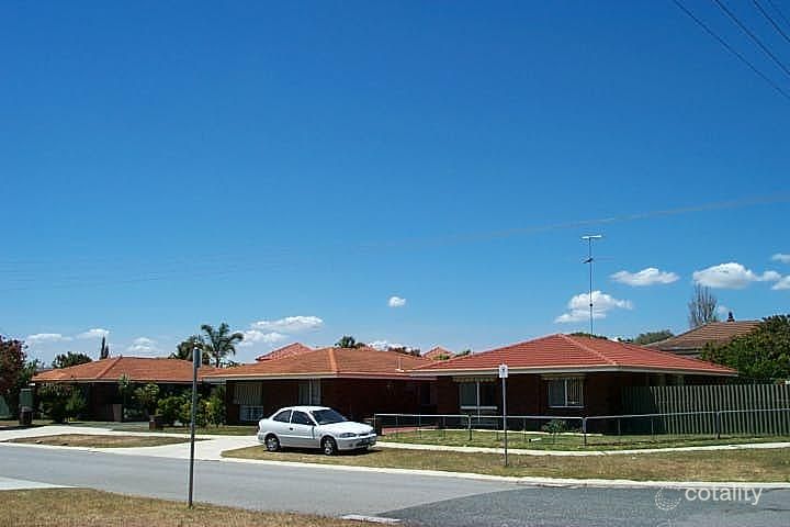 2c Payne St, Safety Bay, WA 6169