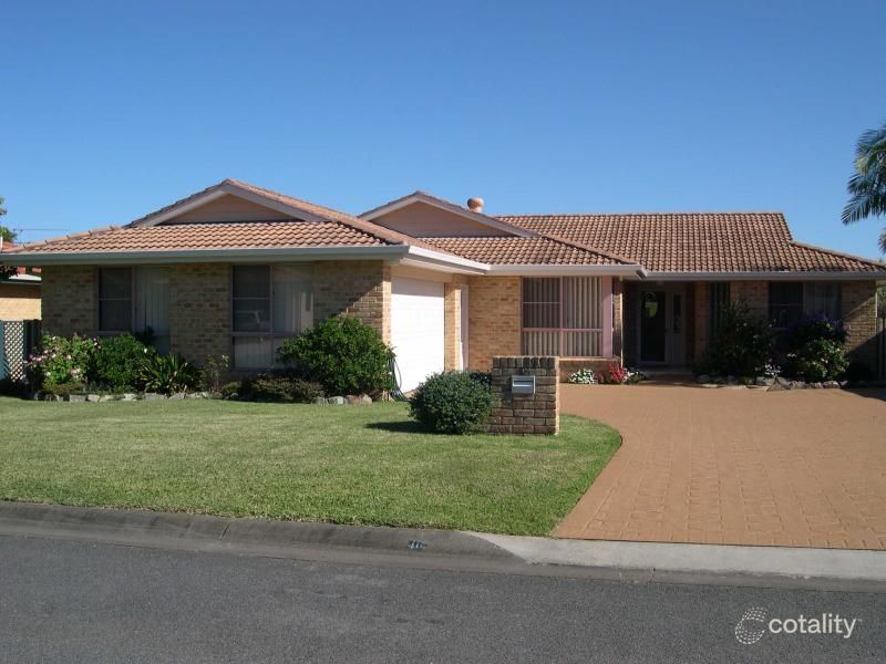 16 Undara Cct, Forster, NSW 2428