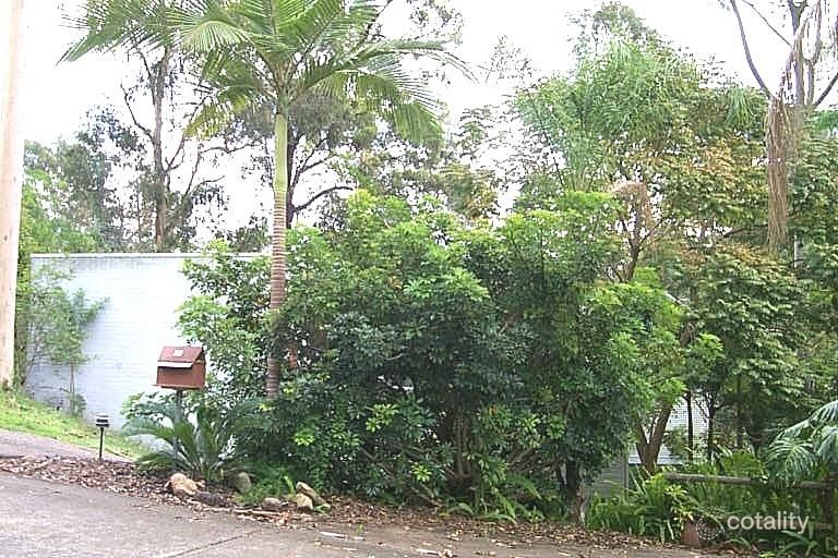137 Chapel Hill Rd, Chapel Hill, QLD 4069