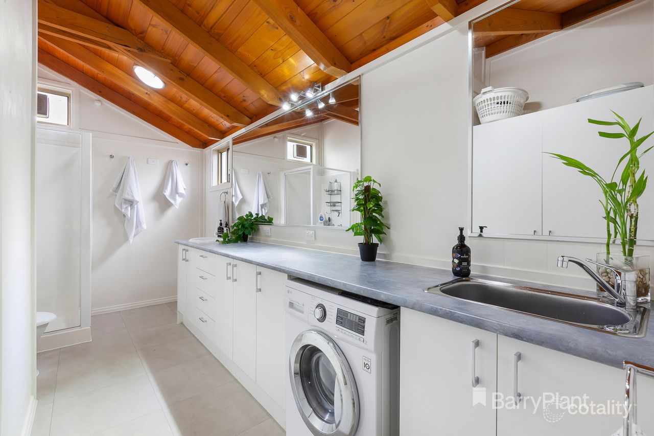 19b Stirling St, Ferntree Gully, VIC 3156