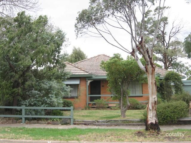2 Ipswich St, St Albans, VIC 3021