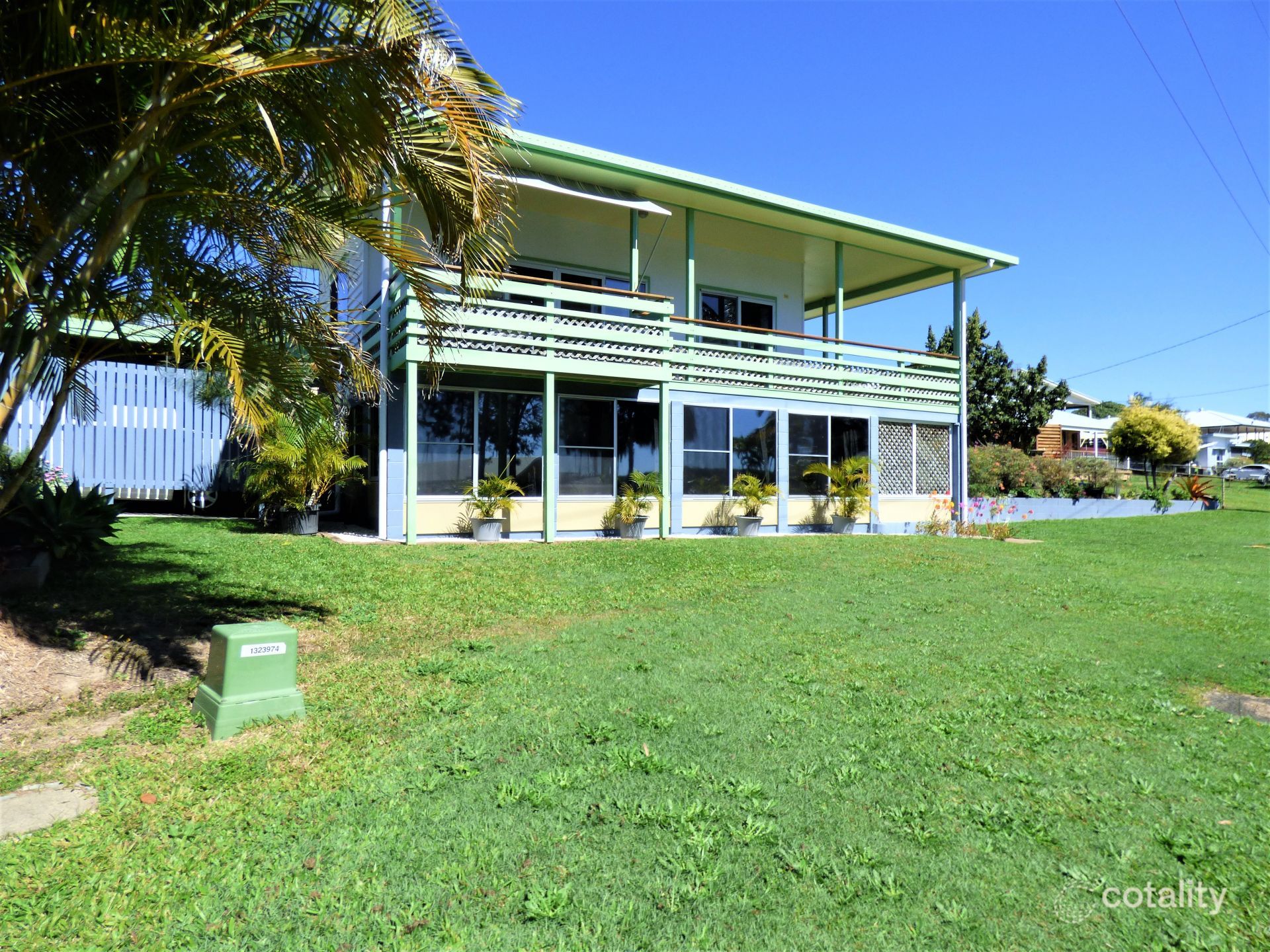 38 Emperor St, Tin Can Bay, QLD 4580