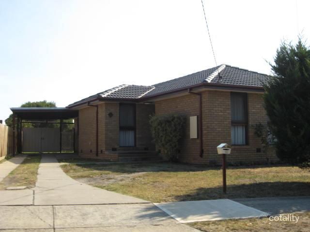 16 Flinders St, Sunbury, VIC 3429