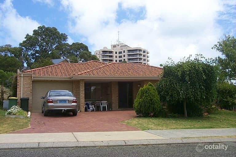 28a Shayne St, Halls Head, WA 6210
