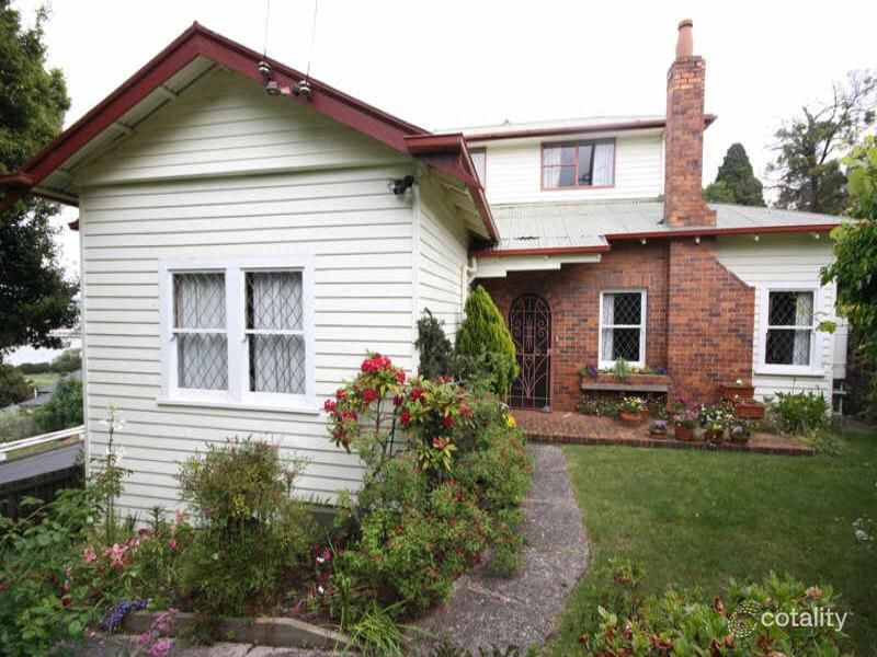 17 Forest Rd, Trevallyn, TAS 7250