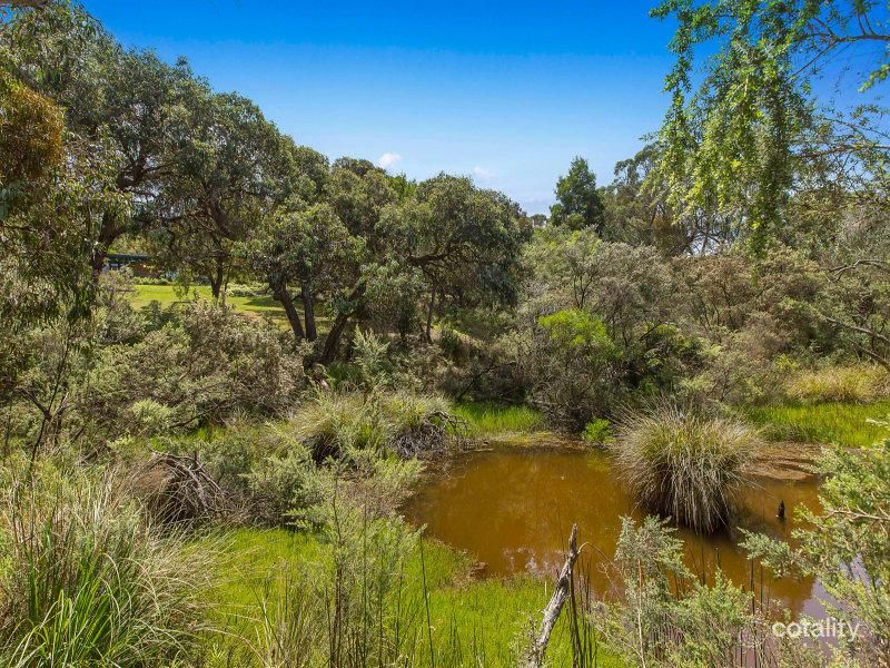 16 Wilson Rd, Arthurs Seat, VIC 3936