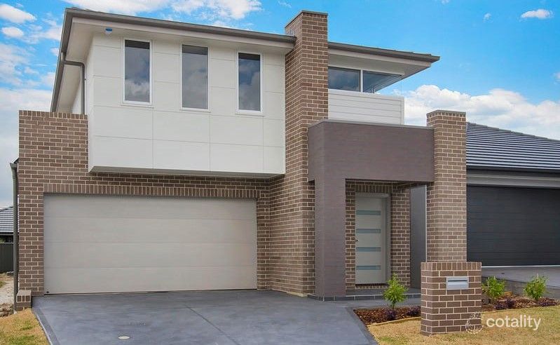 14 Glycine St, Denham Court, NSW 2565