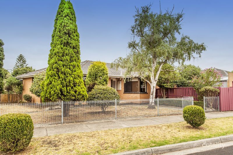 2 Kemp Ave, Thomastown, VIC 3074