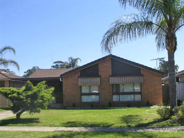 19 Hanna Ave, Lurnea, NSW 2170