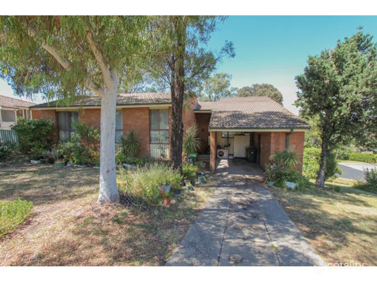 6 Bassett Dr, West Bathurst, NSW 2795