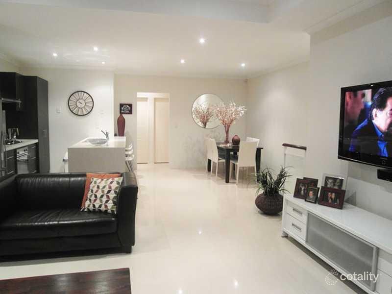 69a Henley Bvd, Wellard, WA 6170