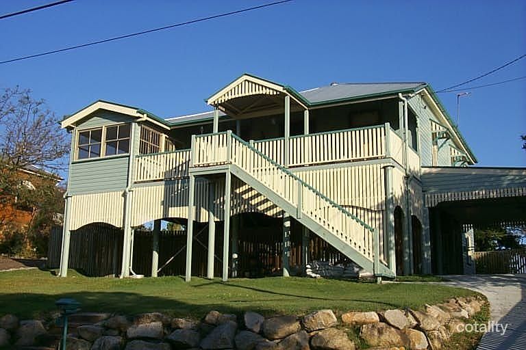 63 Power St, Norman Park, QLD 4170