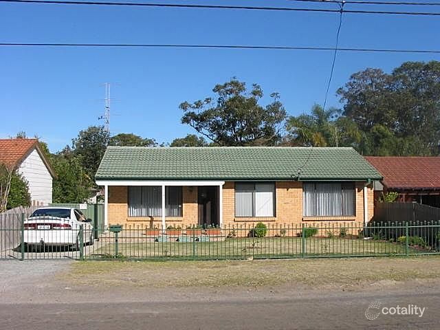 8 Goorama Ave, San Remo, NSW 2262