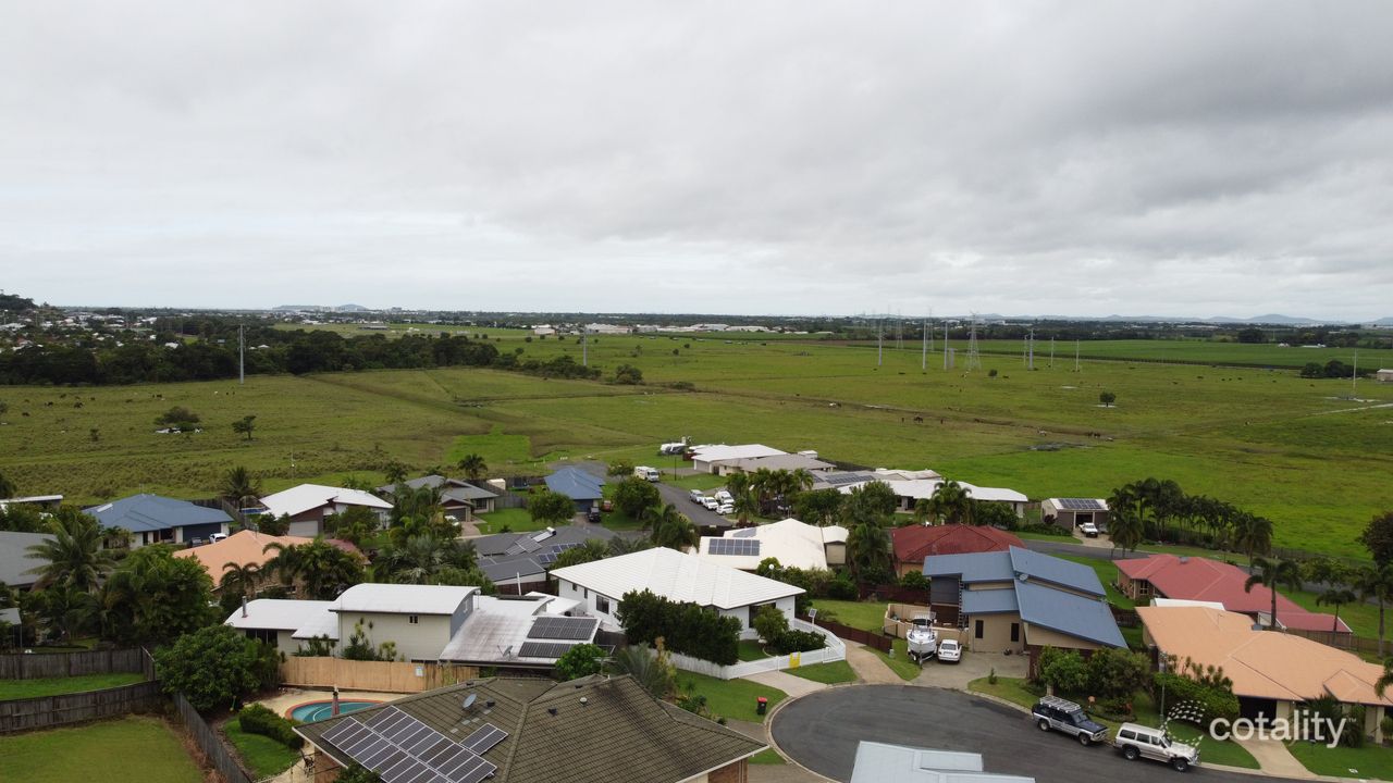 2 Pepsy Ct, Glenella, QLD 4740