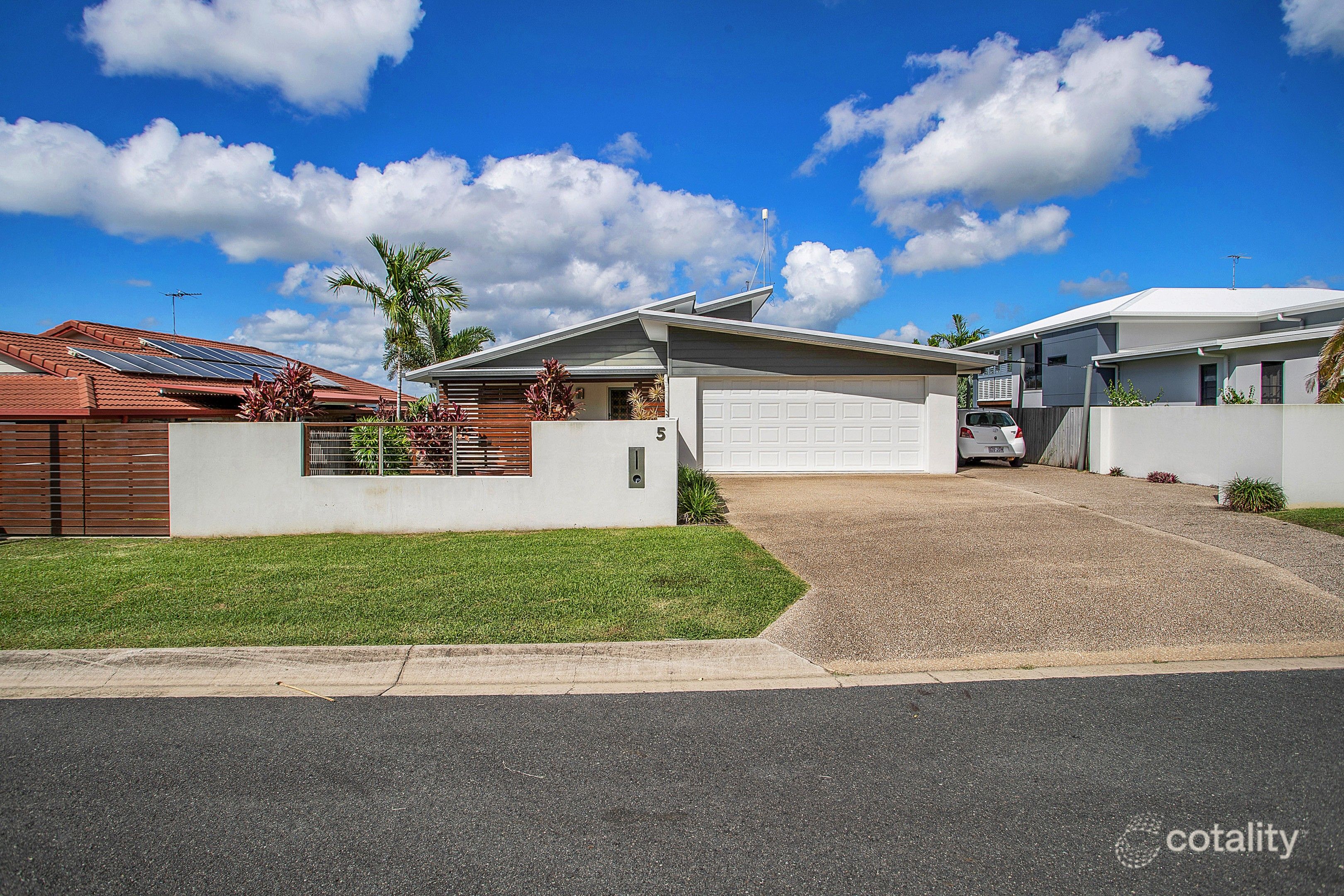 5 Stephanie Ct, Glenella, QLD 4740