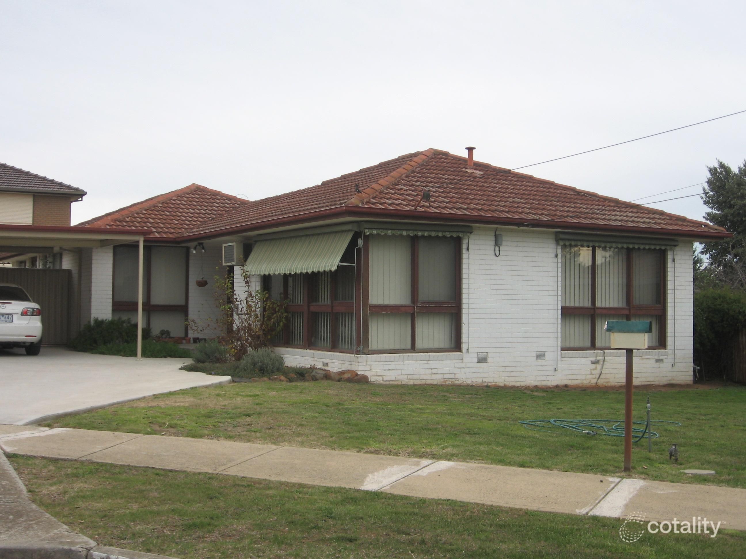 4 Bay Ct, Gladstone Park, VIC 3043