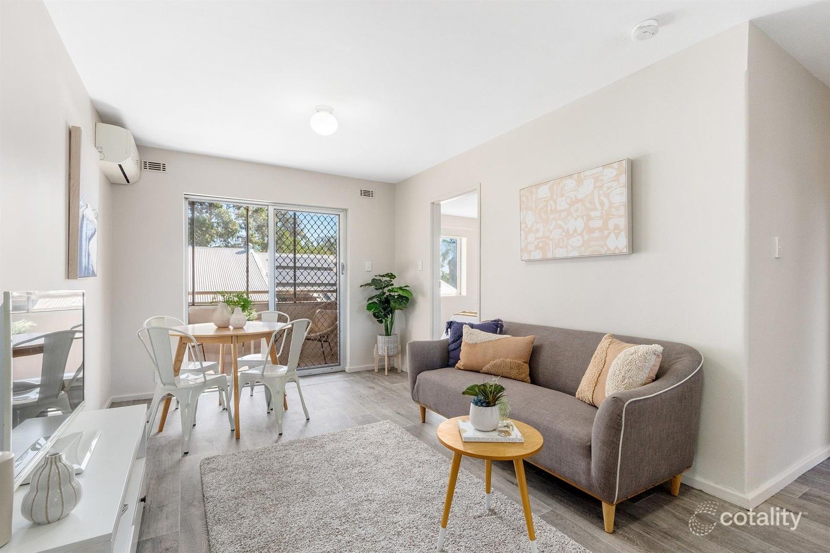 9/6 York St, Inglewood, WA 6052