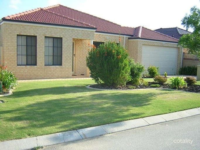 11 Welstead Way, Hocking, WA 6065