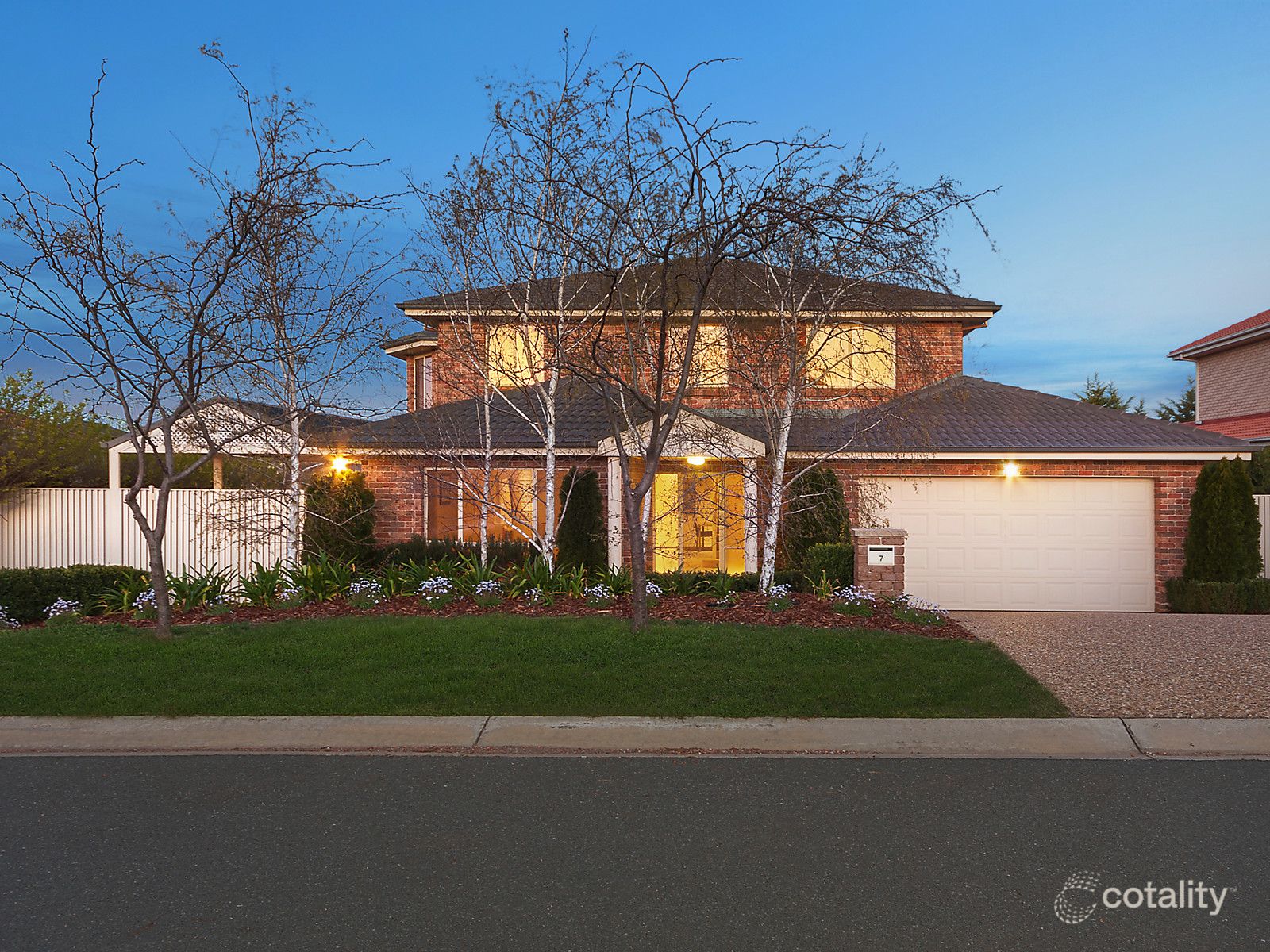 7 Fryans Pl, Amaroo, ACT 2914