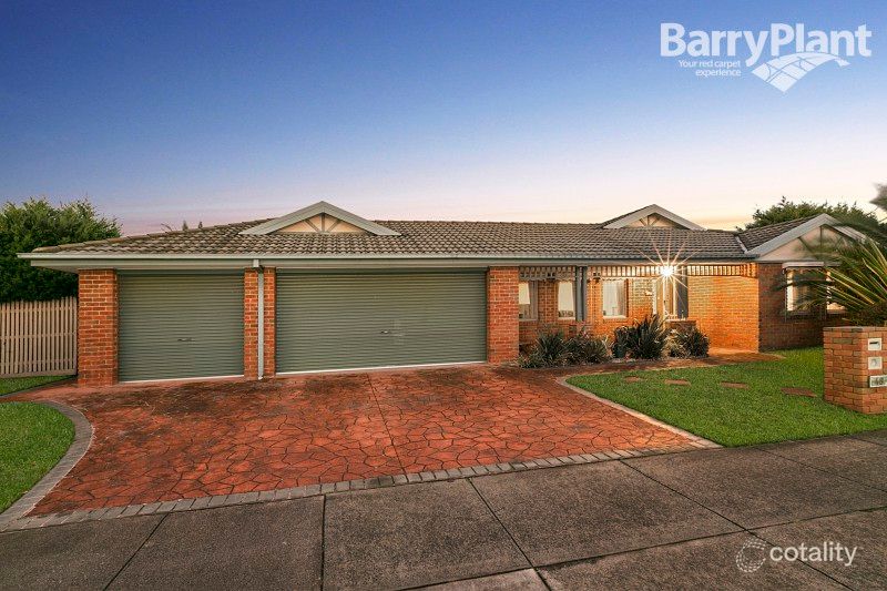 48 Cherryhills Dr, Cranbourne, VIC 3977