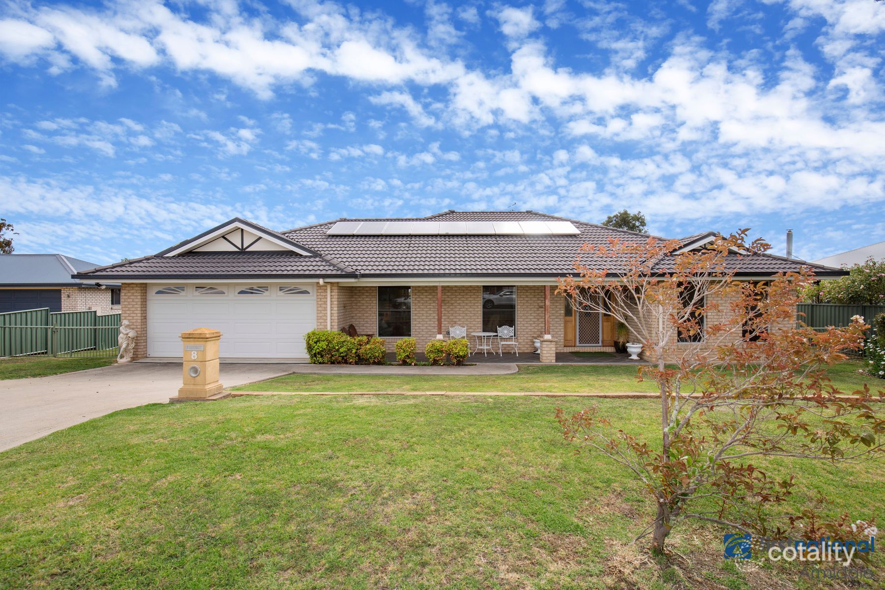 8 Hardman Cl, Armidale, NSW 2350