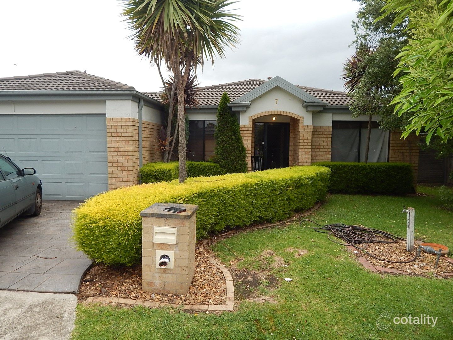 7 Sarah-Louise Pl, Berwick, VIC 3806
