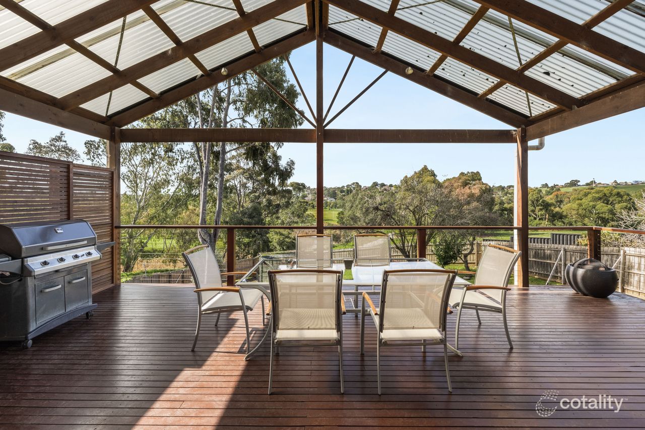 48 Clarke Dr, Gladstone Park, VIC 3043