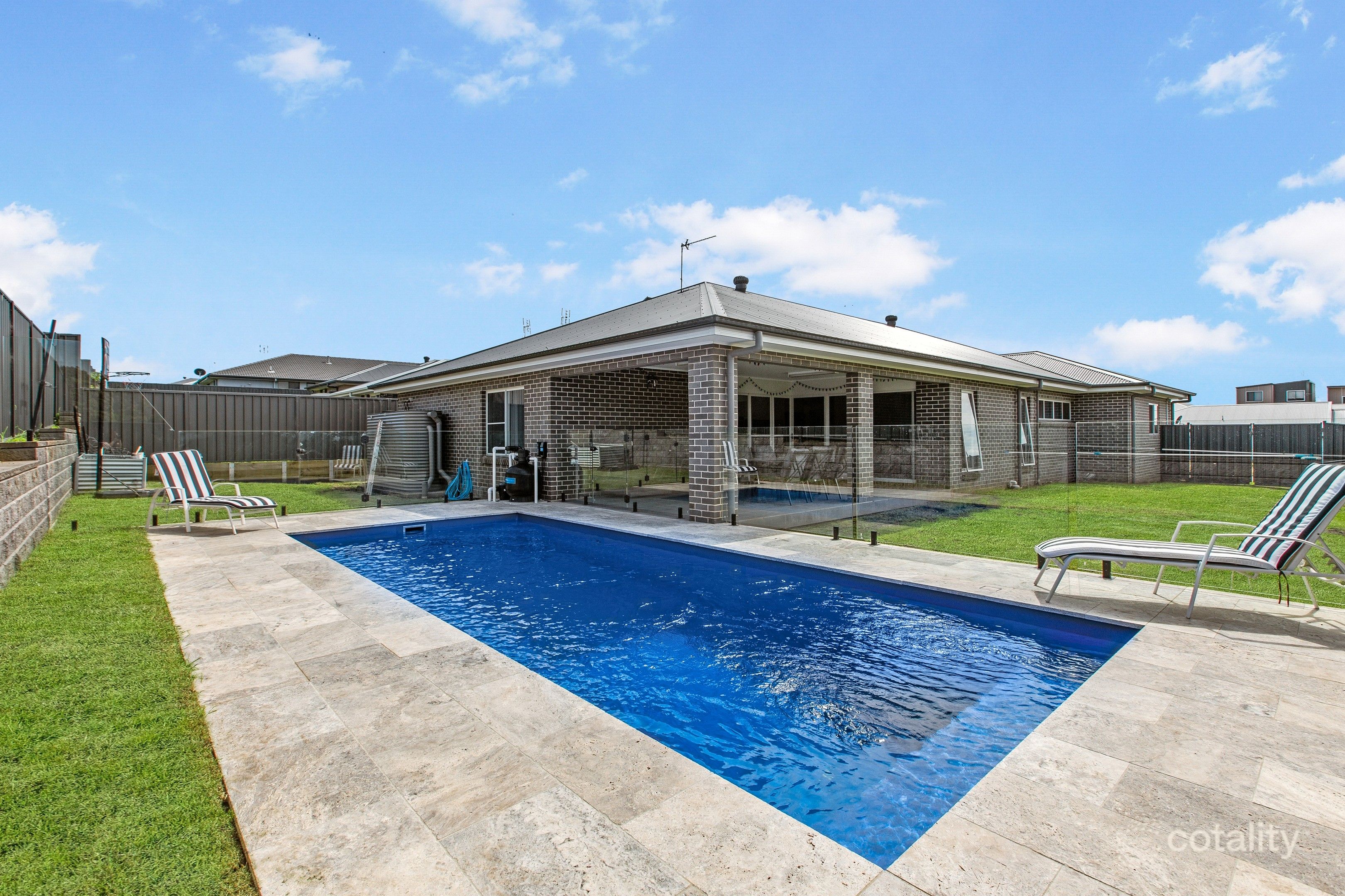 18 Harlington Ave, Farley, NSW 2320