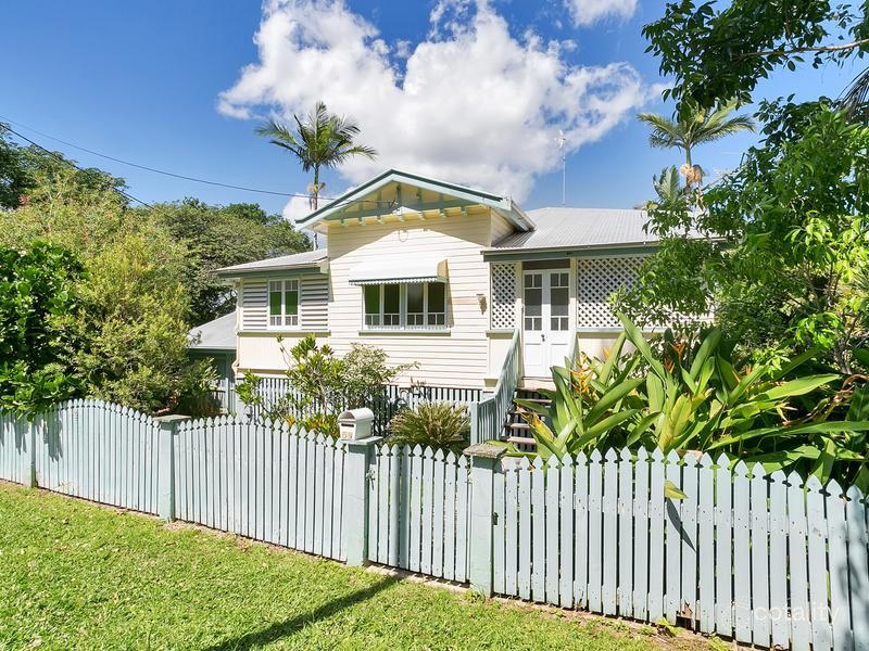 59 Walsh St, Edge Hill, QLD 4870