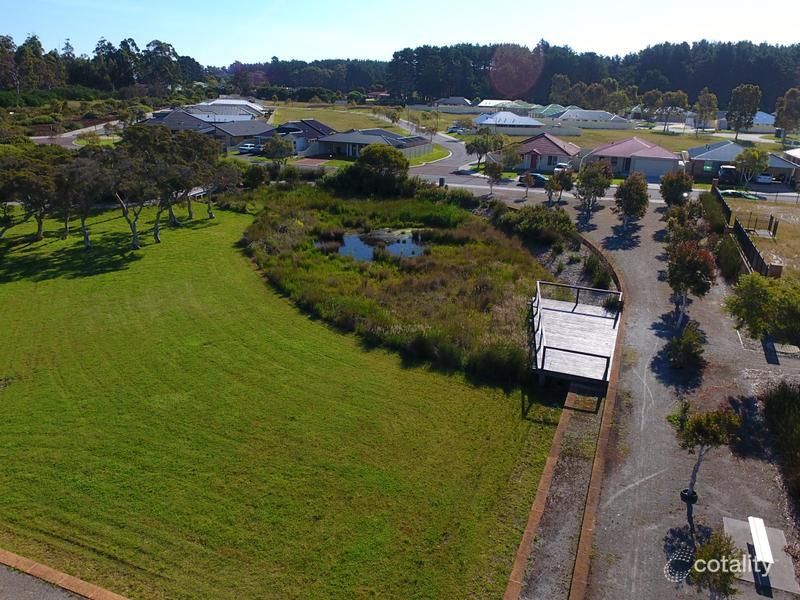 90 Radiata Dr, Mckail, WA 6330