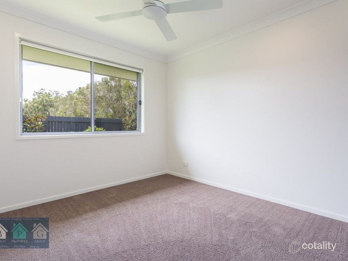 1 Blue Bay St, Jacobs Well, QLD 4208