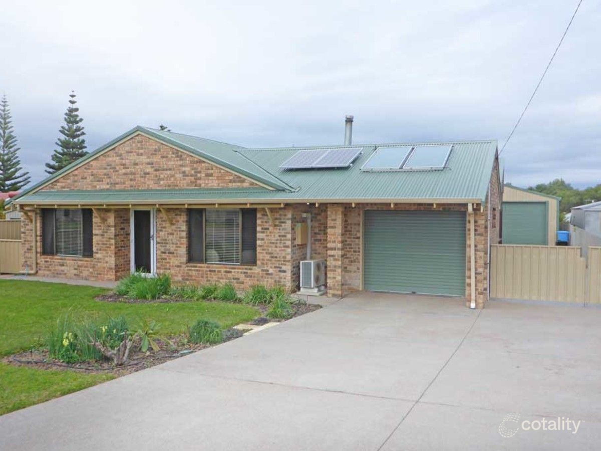36 Walmsley St, Castletown, WA 6450