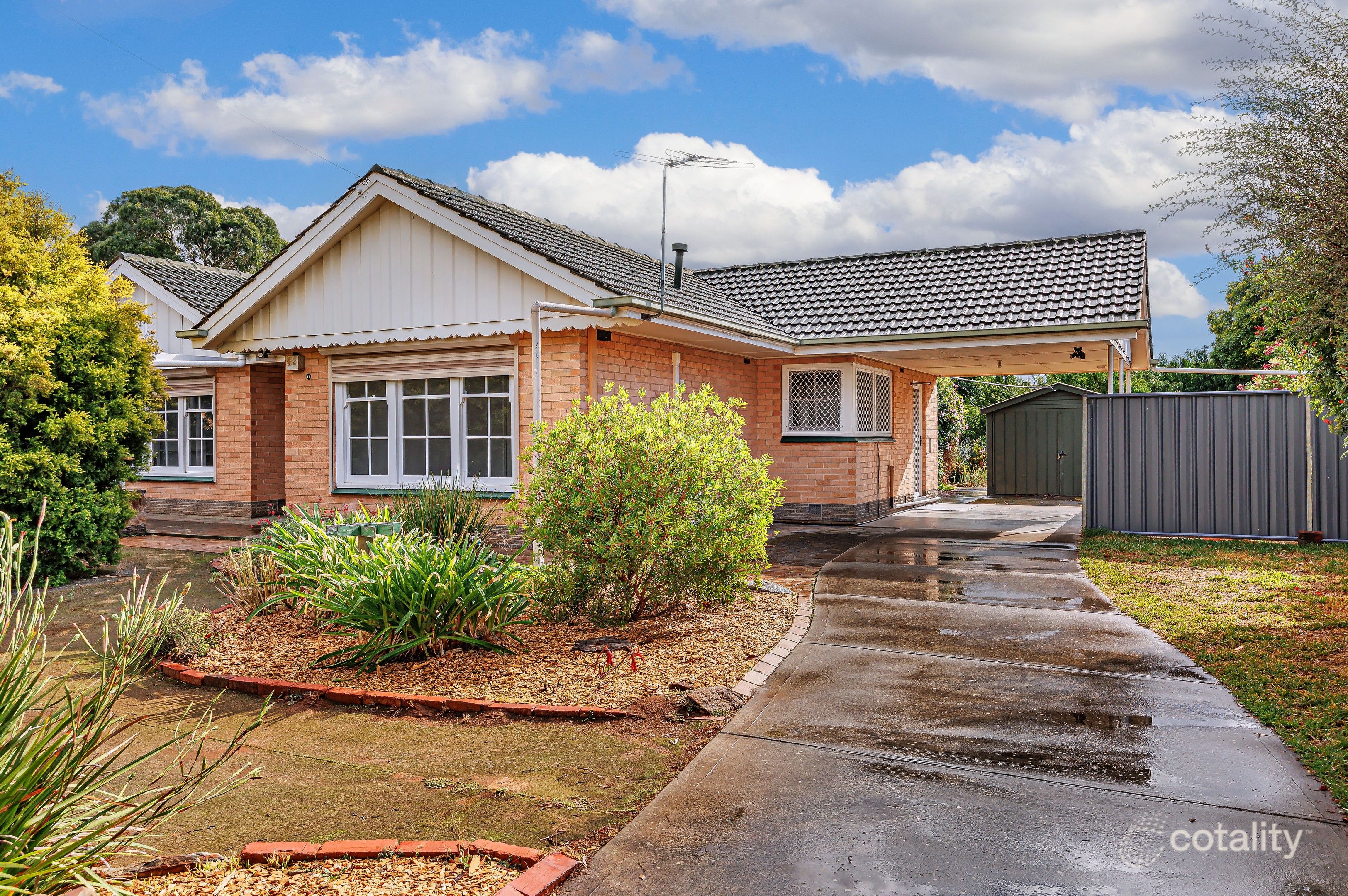 27 Dublin Ave, Salisbury Downs, SA 5108