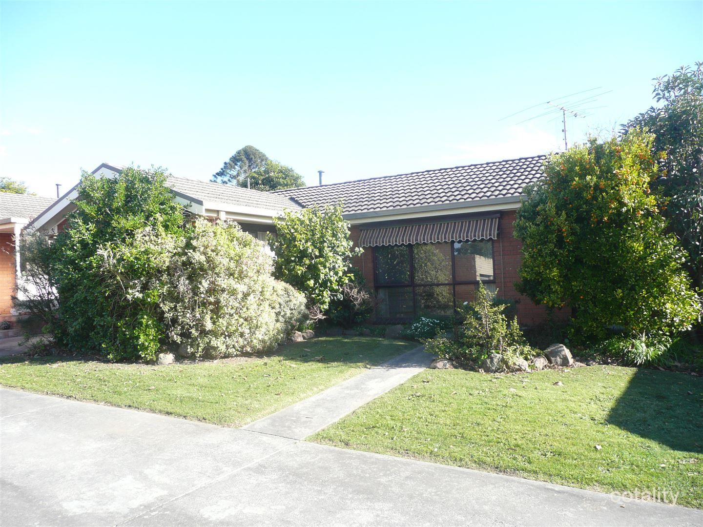 2/12 Young St, Drouin, VIC 3818