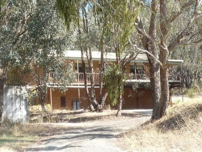 236 Cahills Rd, Mandurang, VIC 3551
