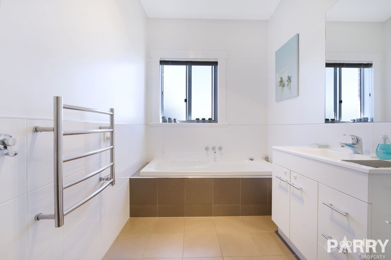 64 Riseley St, Kings Meadows, TAS 7249