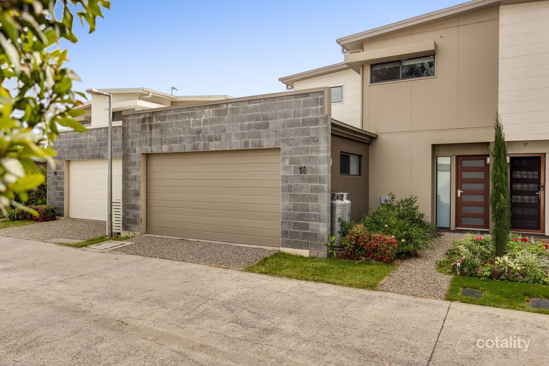 16/18 Tourist Rd, East Toowoomba, QLD 4350