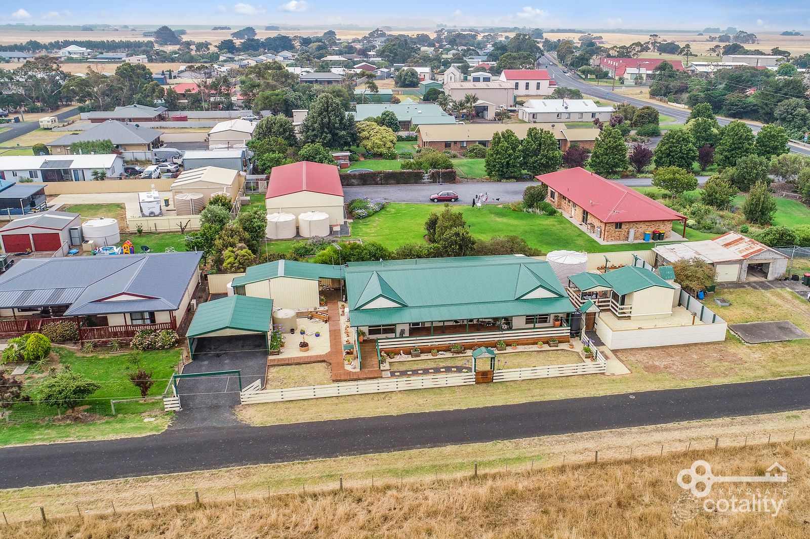 2 Harley St, Allendale East, SA 5291