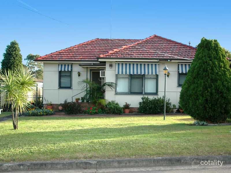 24 Brelogail St, Northmead, NSW 2152