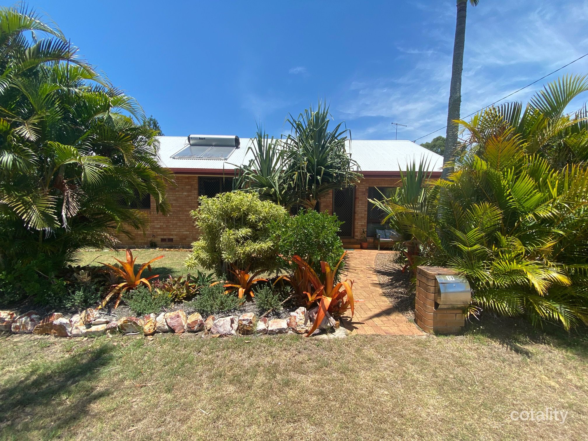 19 Truro St, Torquay, QLD 4655