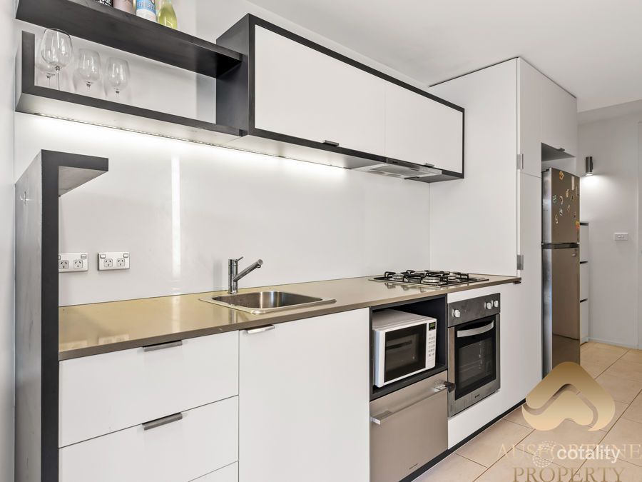 402/838 Bourke St, Docklands, VIC 3008