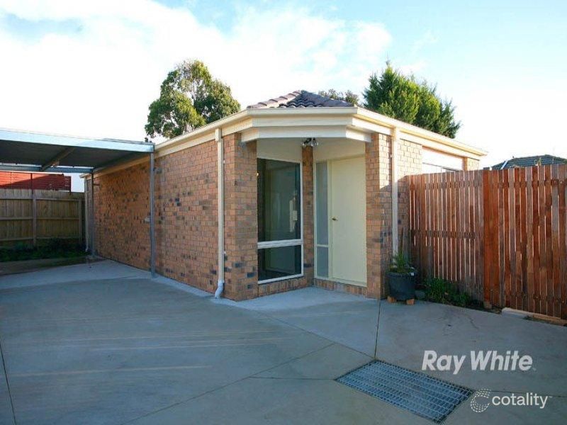 15a Jacinta Dr, Cranbourne West, VIC 3977