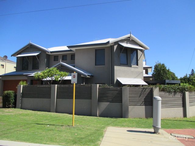 15a Calais Rd, Scarborough, WA 6019