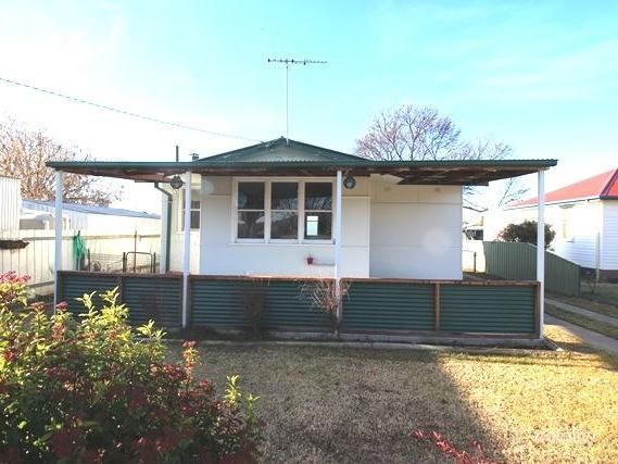 140 Thompson St, Cootamundra, NSW 2590