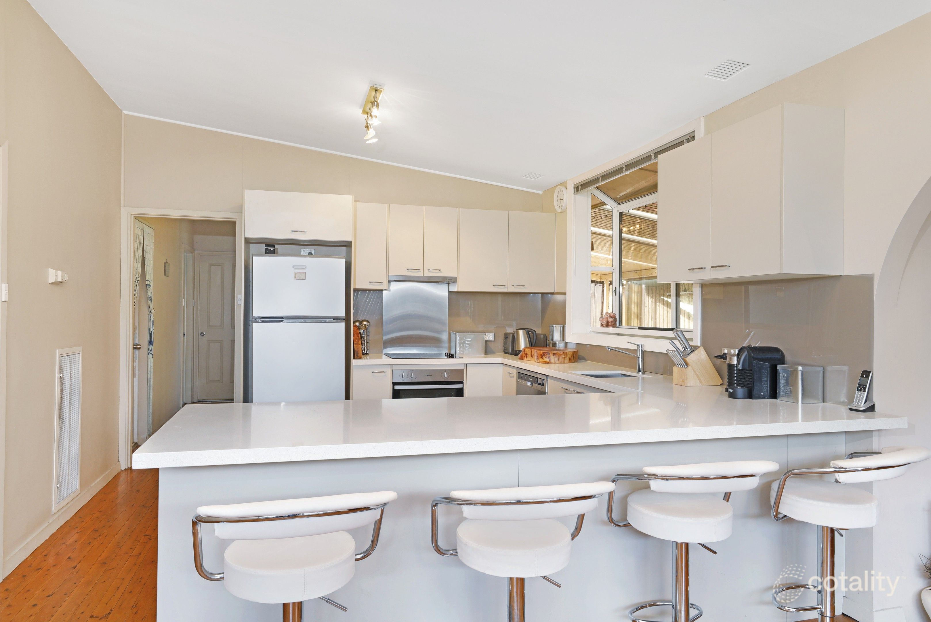 1 Dunwell Ave, Loftus, NSW 2232