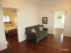 47 Collinson St, Westcourt, QLD 4870